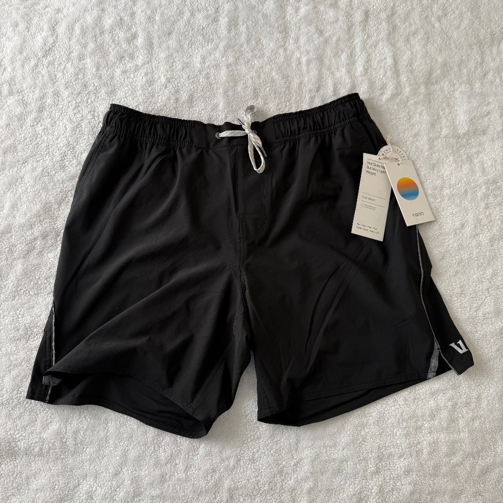 Vuori - NWT Trail Shirt